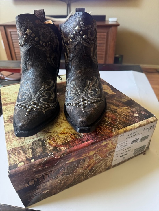 Old Gringo Shoes - Old Gringo Dark Brown Leather Short Western Boots with Silver Stitching